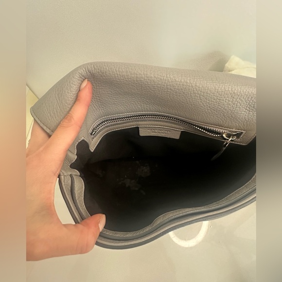 Givenchy Medium Pandora Flap Handbag Gray - Picture 10 of 16